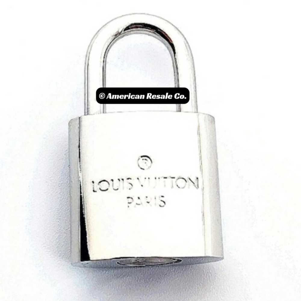 Louis Vuitton #315 Authentic Vintage Rare Silver PadLock Lock & 2 Keys LV - Picture 4 of 8